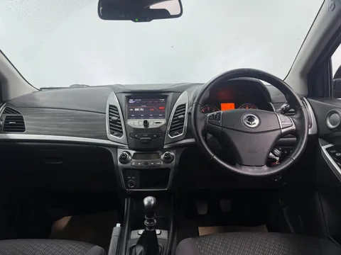 SSANGYONG KORANDO 2.2 EX 4x4 5dr