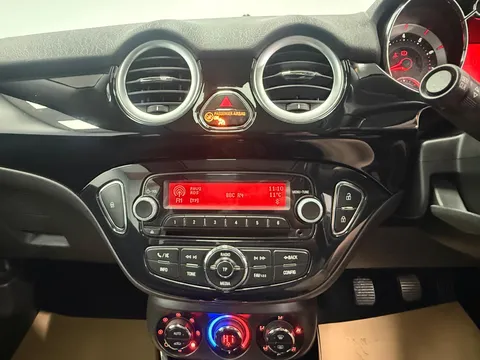 VAUXHALL ADAM 1.4i Glam 3dr