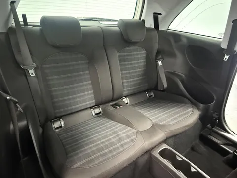 VAUXHALL ADAM 1.4i Glam 3dr