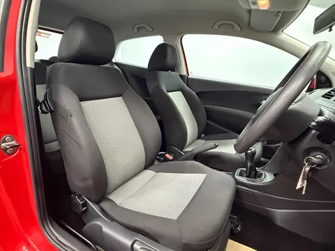 VOLKSWAGEN POLO 1.2 60 R-Line Style 3dr [AC]