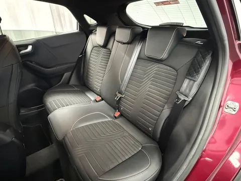 FORD PUMA 1.0 EcoBoost Vivid Ruby Edition 5dr DCT