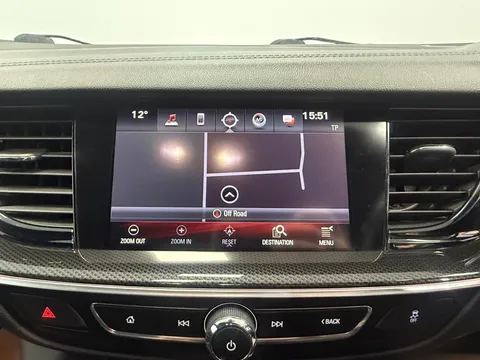 VAUXHALL INSIGNIA DIESEL SPORTS TOURER 2.0 Turbo D SRi Vx-line Nav 5dr