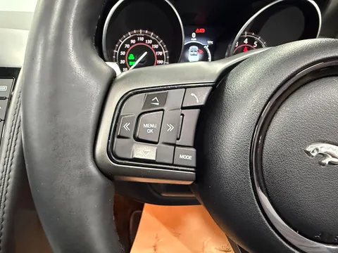 JAGUAR F-TYPE 5.0 Supercharged V8 R 2dr Auto AWD