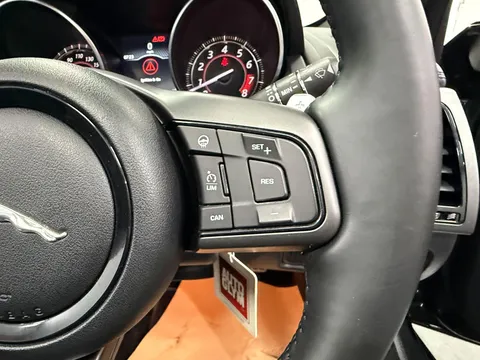 JAGUAR F-TYPE 5.0 Supercharged V8 R 2dr Auto AWD
