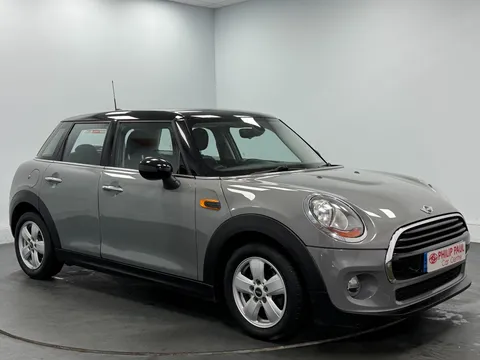 MINI HATCHBACK 1.5 Cooper 5dr