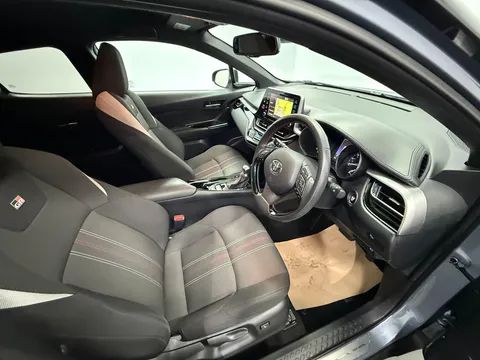 TOYOTA C-HR 1.8 Hybrid GR Sport 5dr CVT