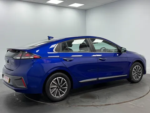 HYUNDAI IONIQ 100kW Premium 38kWh 5dr Auto