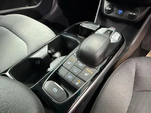 HYUNDAI IONIQ 100kW Premium 38kWh 5dr Auto
