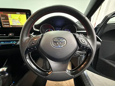 TOYOTA C-HR 1.8 Hybrid GR Sport 5dr CVT
