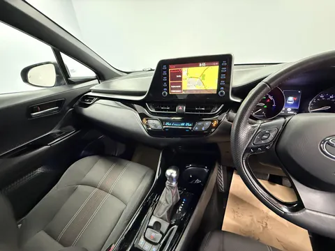 TOYOTA C-HR 1.8 Hybrid GR Sport 5dr CVT