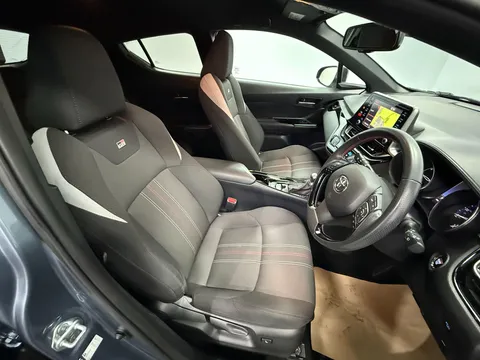 TOYOTA C-HR 1.8 Hybrid GR Sport 5dr CVT