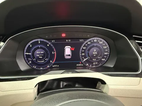 VOLKSWAGEN PASSAT 2.0 TDI GT 5dr [Panoramic Roof]