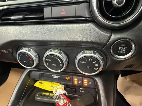 MAZDA MX-5 2.0 Sport Nav 2dr