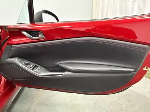 MAZDA MX-5 2.0 Sport Nav 2dr