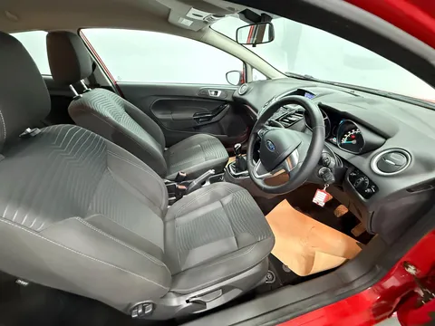 FORD FIESTA 1.25 82 Zetec 3dr