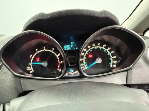 FORD FIESTA 1.25 82 Zetec 3dr