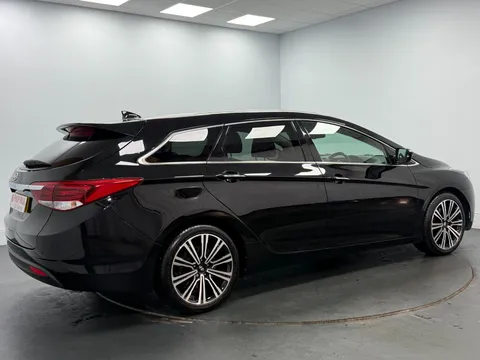 HYUNDAI I40 1.7 CRDi Blue Drive Premium 5dr DCT