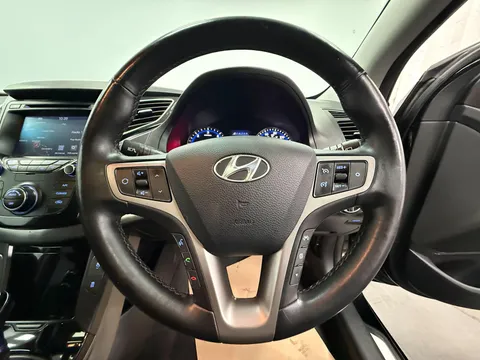 HYUNDAI I40 1.7 CRDi Blue Drive Premium 5dr DCT