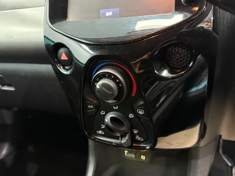 CITROEN C1 1.2 PureTech Flair 3dr