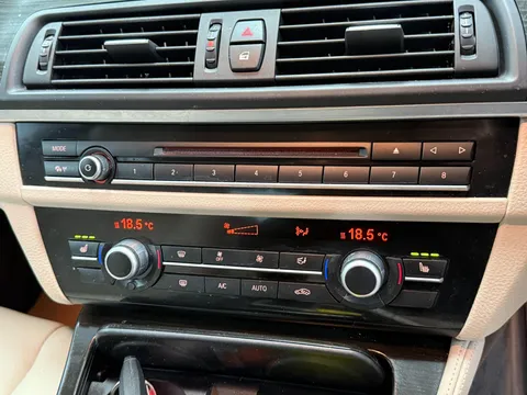 BMW 5 SERIES 520d Luxury 4dr Step Auto