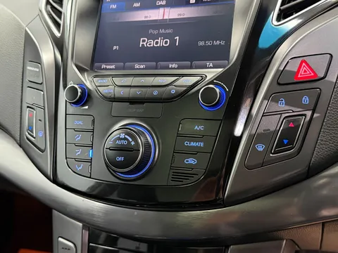 HYUNDAI I40 1.7 CRDi Blue Drive Premium 5dr DCT