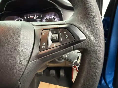 VAUXHALL VIVA 1.0 SE 5dr [A/C]