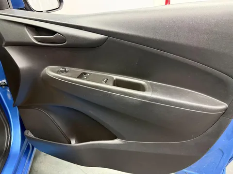 VAUXHALL VIVA 1.0 SE 5dr [A/C]