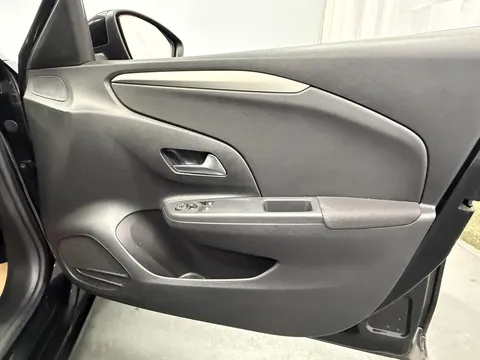 VAUXHALL CORSA 1.2 SE Nav 5dr