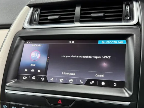 JAGUAR E-PACE 2.0d [240] R-Dynamic HSE 5dr Auto