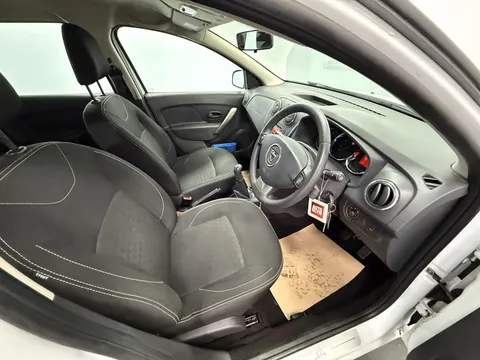 DACIA LOGAN 1.5 dCi Laureate 5dr