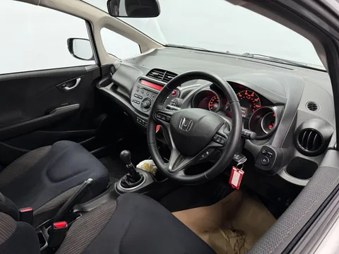 HONDA JAZZ 1.4 i-VTEC ES Plus 5dr