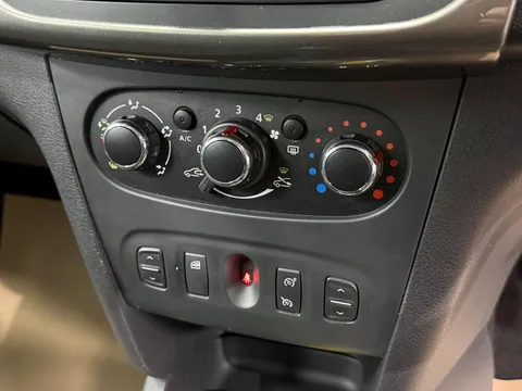 DACIA LOGAN 1.5 dCi Laureate 5dr