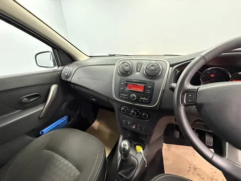 DACIA LOGAN 1.5 dCi Laureate 5dr