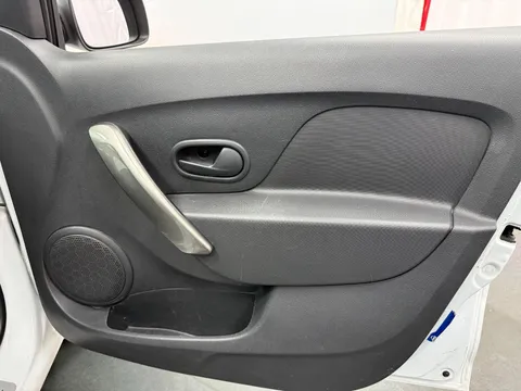 DACIA LOGAN 1.5 dCi Laureate 5dr