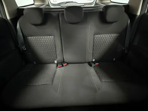 DACIA LOGAN 1.5 dCi Laureate 5dr