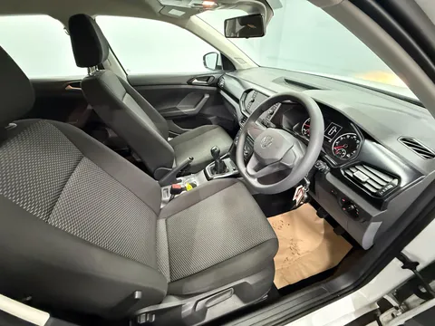 VOLKSWAGEN T-CROSS 1.0 TSI S 5dr