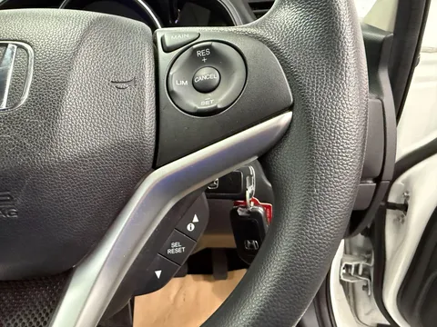 HONDA JAZZ 1.3 SE 5dr CVT