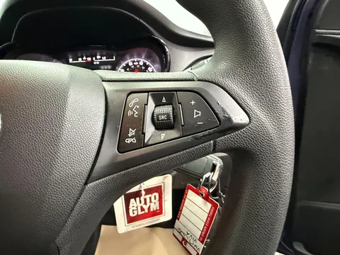 VAUXHALL VIVA 1.0 SE 5dr [A/C]