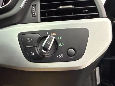 AUDI A4 35 TDI S Line 5dr S Tronic