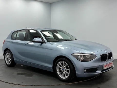 BMW 1 SERIES 116i SE 5dr Step Auto