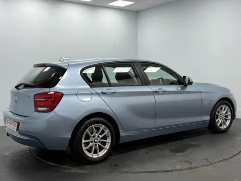 BMW 1 SERIES 116i SE 5dr Step Auto