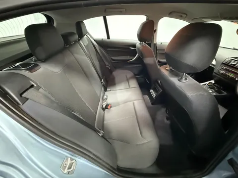 BMW 1 SERIES 116i SE 5dr Step Auto