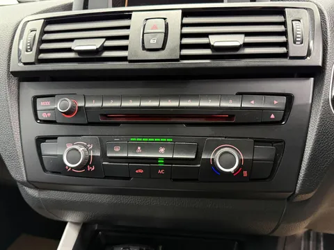 BMW 1 SERIES 116i SE 5dr Step Auto