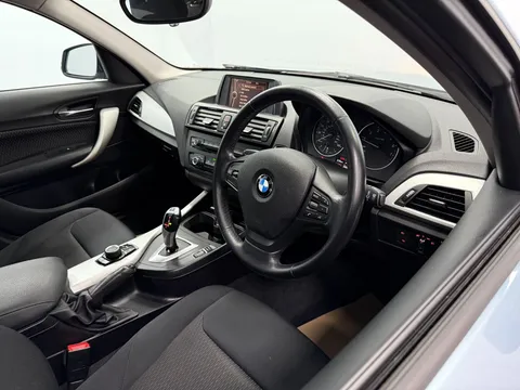BMW 1 SERIES 116i SE 5dr Step Auto