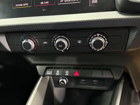 AUDI A1 35 TFSI Citycarver 5dr