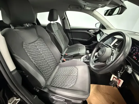 AUDI A1 35 TFSI Citycarver 5dr