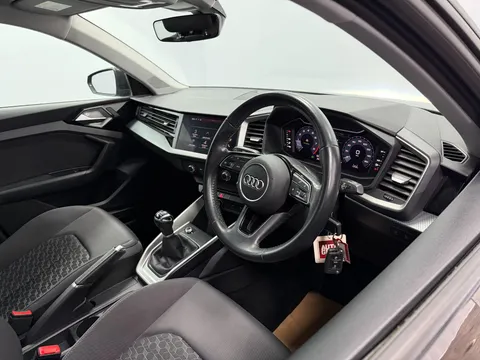 AUDI A1 35 TFSI Citycarver 5dr