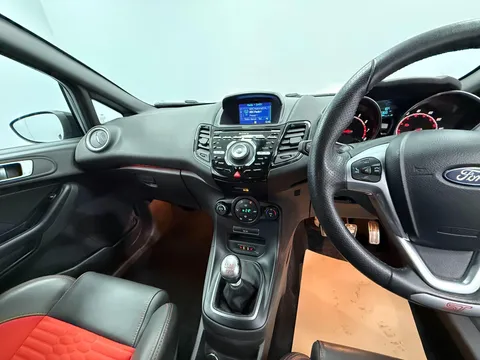 FORD FIESTA 1.6 EcoBoost ST-3 3dr