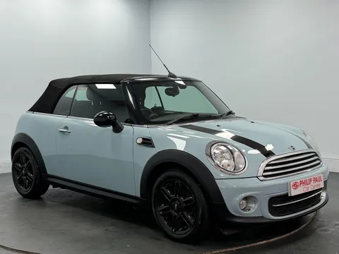 MINI CONVERTIBLE 1.6 Cooper D 2dr