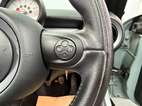 MINI CONVERTIBLE 1.6 Cooper D 2dr